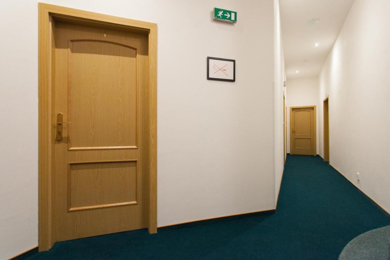 Penzion U Vlka Ceske Budejovice Buitenkant foto